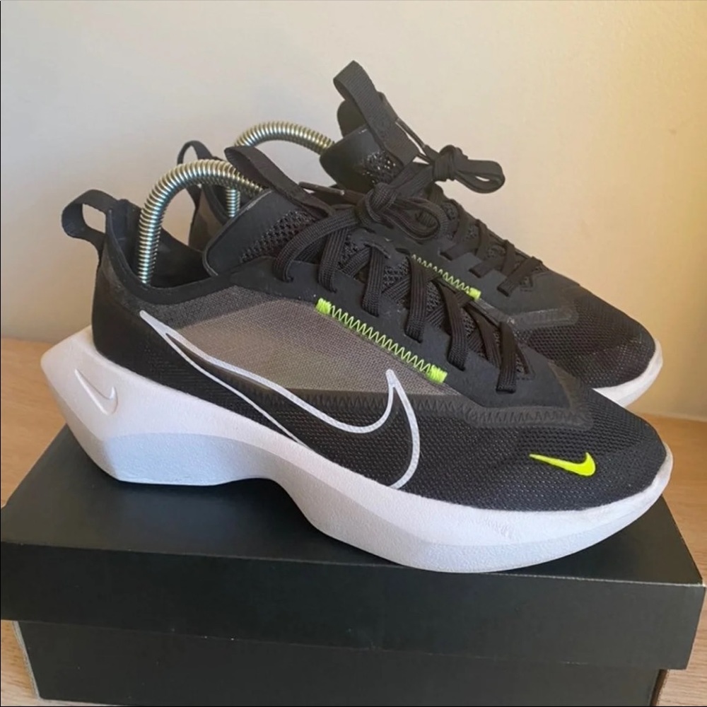 Nike Vista Lite- Sz 7 - Picture 6 of 8
